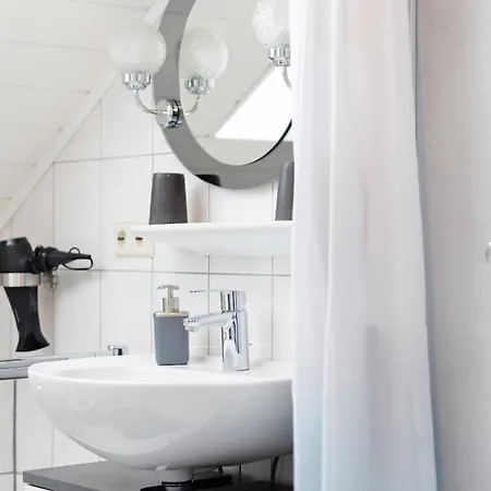 Lilie Und Dahlie Appartement